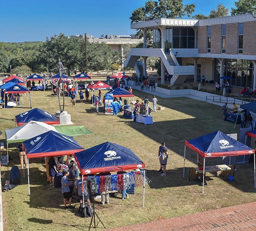 Meet the Majors Day with tents set up outside the Student Center.